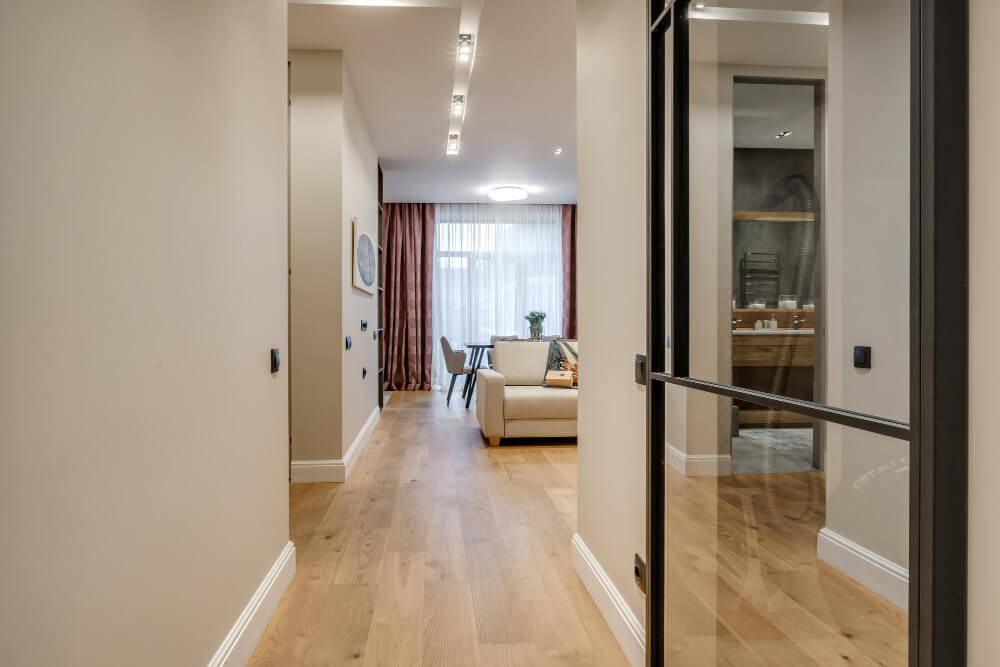 Distribuir un piso largo y estrecho